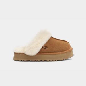 *SOLD* UGG Disquette Chesnut Women Size 8